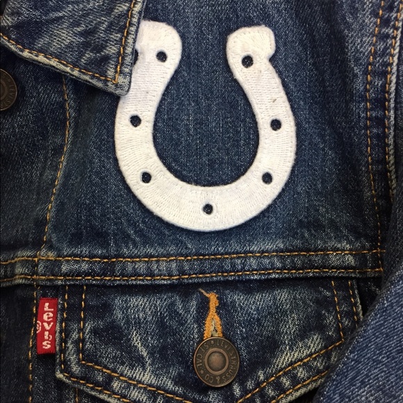 NWT Levi’s Colts Jean Jacket - Picture 3 of 5